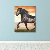 Mooie zwarte paard canvas afdruk (Insitu (Houten vloer))