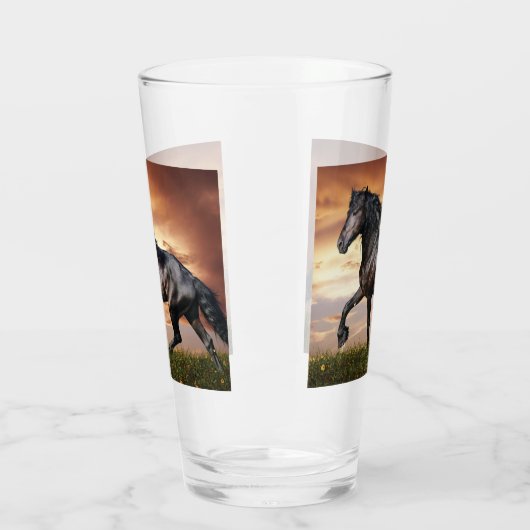 Mooie zwarte paard glas (Links)
