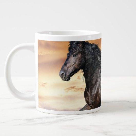 Mooie zwarte paard grote koffiekop (Links)