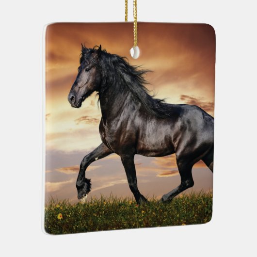 Mooie zwarte paard keramisch ornament (Rechts)