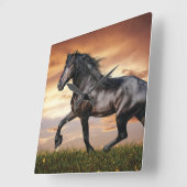Mooie zwarte paard vierkante klok (Hoek)
