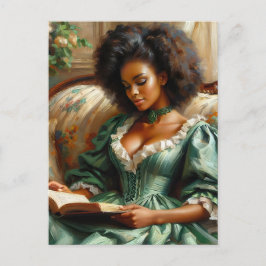 Mooie zwarte vrouw die een boek binnenshuis leest briefkaart