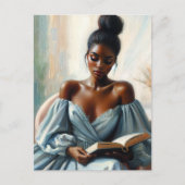 Mooie zwarte vrouw die het boek leest briefkaart (Voorkant)