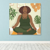 Mooie zwarte vrouw die mediteert canvas afdruk (Insitu (Houten vloer))