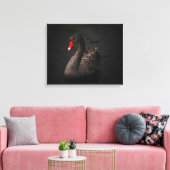 Mooie zwarte zwaan met een helder rood dok canvas afdruk (Insitu (Woonkamer))