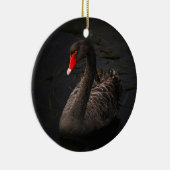 Mooie zwarte zwaan met een helder rood dok keramisch ornament (Rechts)