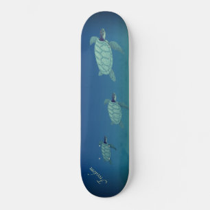 Mooie zwemmende zeeschildpadden en kalligrafie persoonlijk skateboard