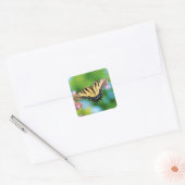 Mooie Zwemstaartvlinder op  bloemen Vierkante Sticker (Envelop)
