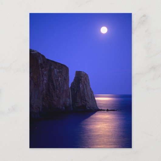 Moon At Dusk Perce Rock Gaspe Coast Quebec Briefkaart (Voorkant)