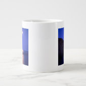 Moon At Dusk Perce Rock Gaspe Coast Quebec Grote Koffiekop (Voorkant)