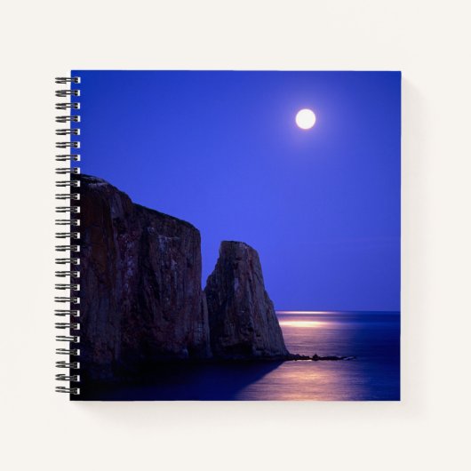 Moon At Dusk Perce Rock Gaspe Coast Quebec Notitieboek (Voorkant)