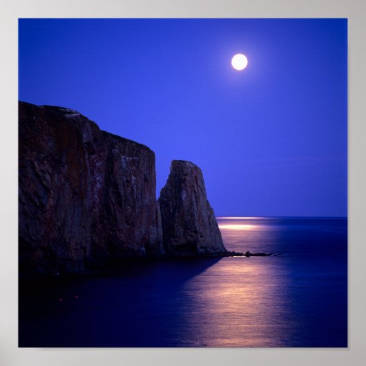 Moon At Dusk Perce Rock Gaspe Coast Quebec Poster (Voorkant)