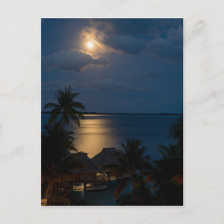 Moon bora bora briefkaart