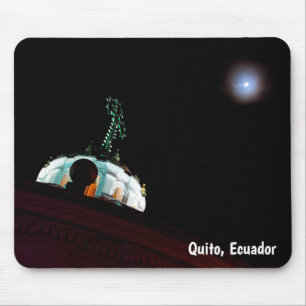Moon & cross, Quito, Ecuador Muismat