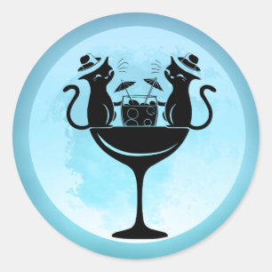 Moon heeft cocktails met feestkatten ronde sticker