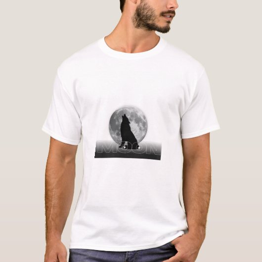 Moon Howl – Mystical Wolf Silhouette Graphics  T-shirt (Voorkant)