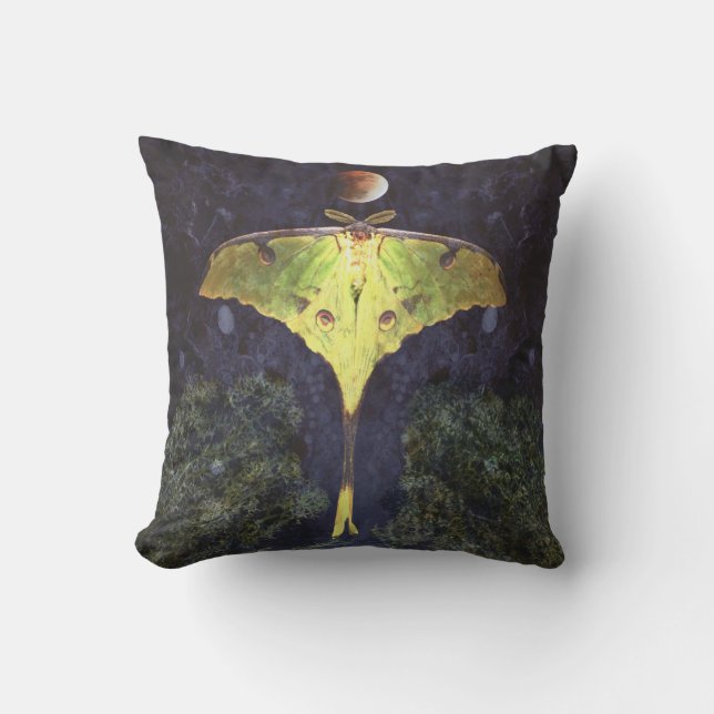 Moon Moth Pillow Kussen (Voorkant)