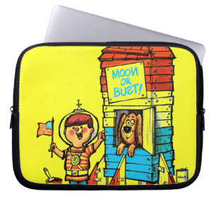 Moon of Bust! Laptop Sleeve