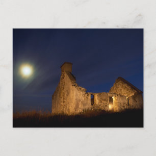 Moon Over Cottage Ruins   County Galway, Ierland Briefkaart