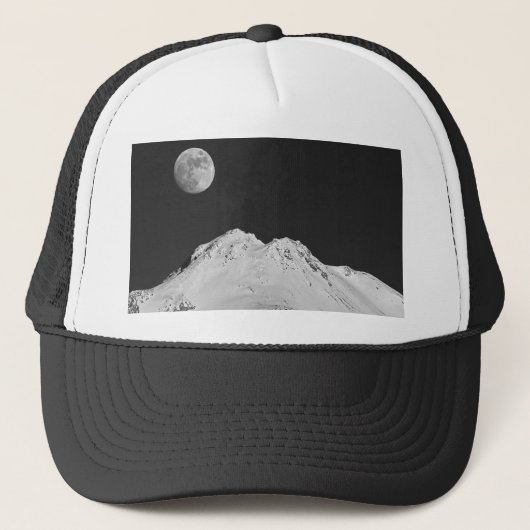 MOON OVER SHASTA TRUCKER PET (Voorkant)