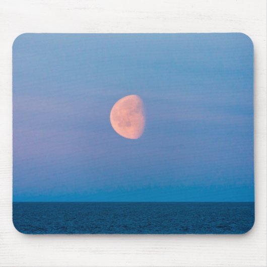 Moon Over the Bering Sea | Russia Far East Muismat (Voorkant)