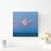 Moon Over the Bering Sea | Russia Far East Vierkante Klok (Huis)