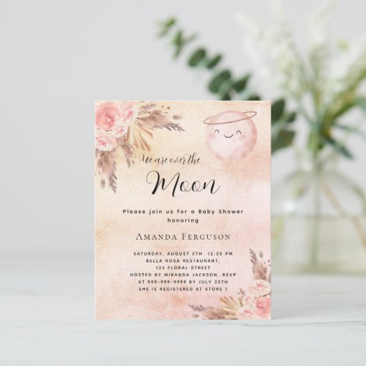 Moon pampas blush budget baby shower uitnodiging (Staand voorkant)
