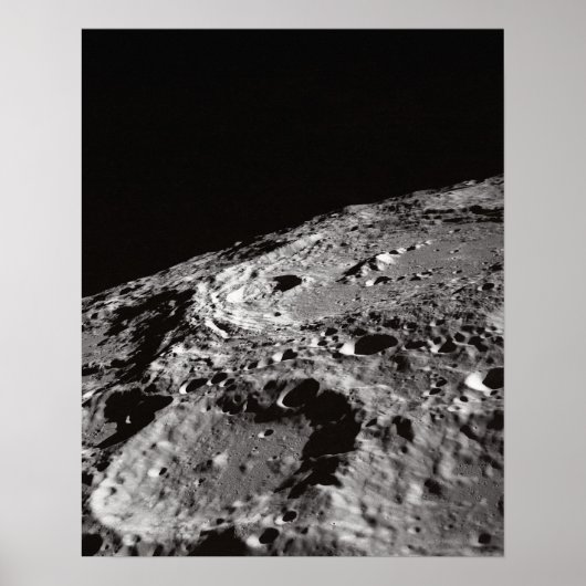 Moon Surface and Horizon Poster (Voorkant)