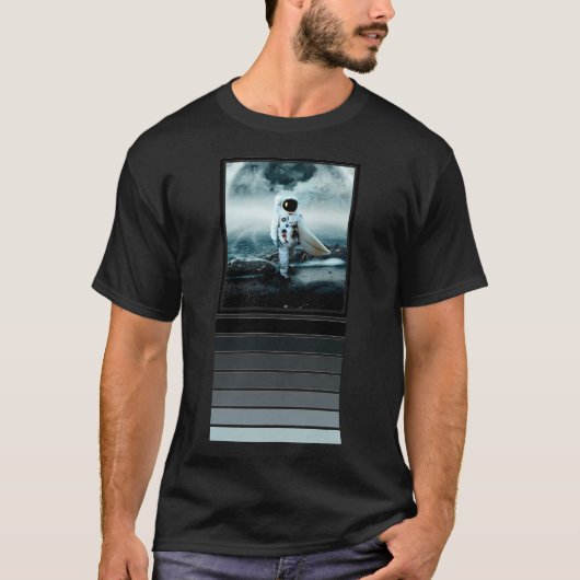 Moon Surfer Astronaut T-shirt (Voorkant)