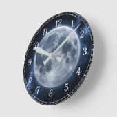 Moon Wall Clock — Space-Inspired Design Ronde Klok (Hoek)