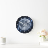 Moon Wall Clock — Space-Inspired Design Ronde Klok (Huis)