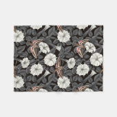 Moonbloemen en spinxmoden 2 fleece deken (Voorkant (Horizontaal))