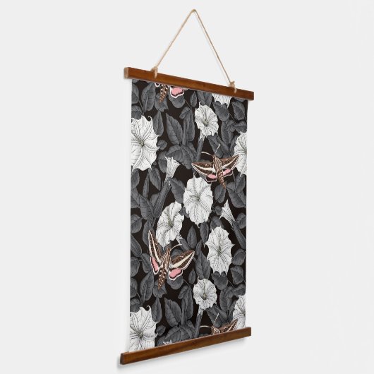 Moonbloemen en spinxmoden 2 hangend wandkleed (Gebogen)