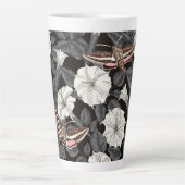 Moonbloemen en spinxmoden 2 latte mok (Voorkant)