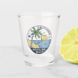 Moonlight Beach San Diego California Vintage Shot Glas<br><div class="desc">Met de hand getekende moonlight illustratie met palmbomen en golven op de achtergrond. Ideaal voor iedereen die graag Moonlight Beach wil bezoeken.</div>