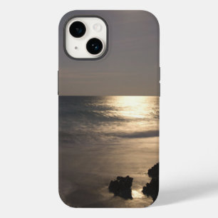Moonlight over oceaan Case-Mate iPhone 14 hoesje