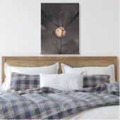 Moonlight Serenity: Boomsilhouet Canvas Afdruk (Insitu (Slaapkamer))