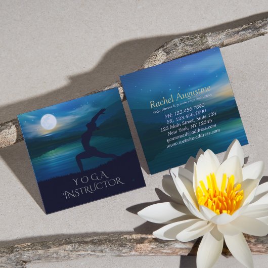 Moonlight Yoga Meditation Crescent Moon Salutation Vierkante Visitekaartje