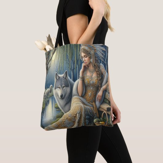 Moonlit Betovering in het Mystic Forest Tote Bag (Dichtbij)
