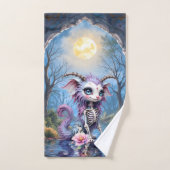 Moonlit Bones – Bewaker van Vergeten Dromen. Bad Handdoek (Handdoek)