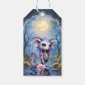 Moonlit Bones – Bewaker van Vergeten Dromen. Cadeaulabel (Achterkant)