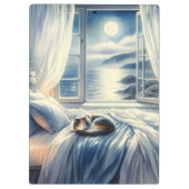 Moonlit Coastal Bedroom with Sleeping Cat Klembord (Achterkant)