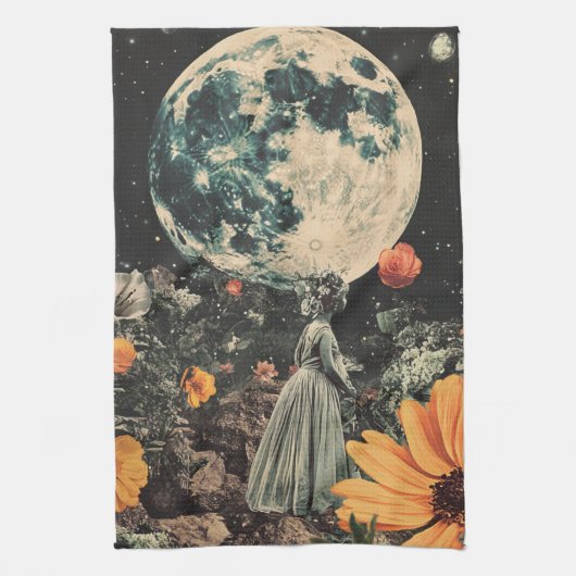 Moonlit Elegance - Vrouw met Maan (3) Theedoek (Verticaal)