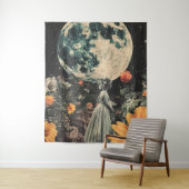 Moonlit Elegance - Vrouw met Maan (3) Wandkleed (In situ)