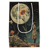 Moonlit Elegance - Vrouw met Maan Medium Cadeauzakje (Achterkant)