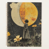 Moonlit Elegance - Vrouw met Maan Planner (Voorkant)