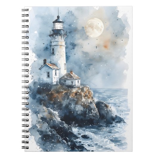 Moonlit Lighthouse aan de Rocky Coastline Notitieboek (Voorkant)