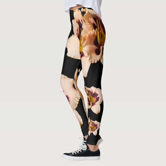 Moonlit Masquerade Cream Paars Gold Daylilies Leggings (Links)