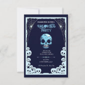 Moonlit Mayhem: een blauwe en zwarte Halloween Kaart (Voorkant)