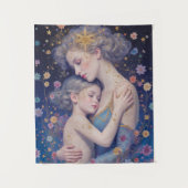 Moonlit Mother’s Embrace Tapestry Wandkleed (Voorkant)